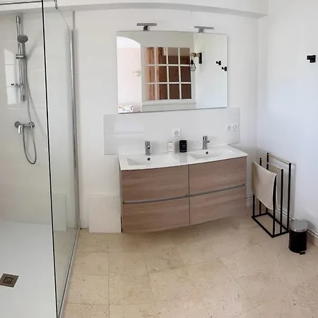 Furnished 2-room With Terrace & Garden *