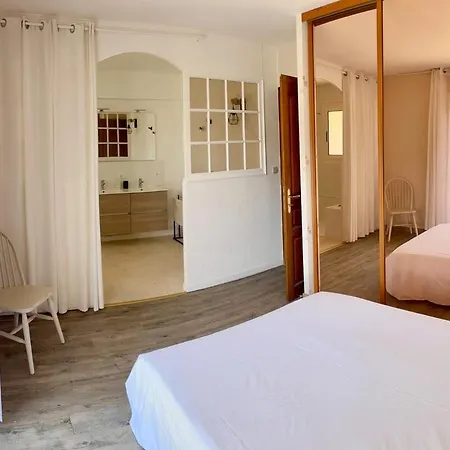 Furnished 2-room With Terrace & Garden * Poujols
